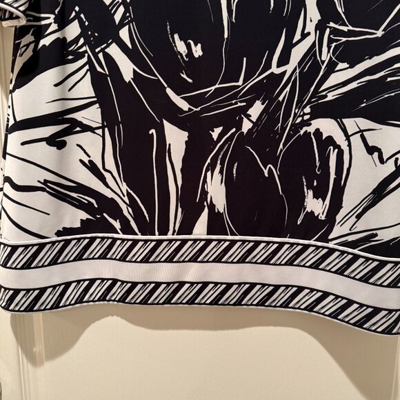 BCBGMaxAzria | Patterned Tunic Shift Dress | Black/White | Size M - Picture 8 of 12